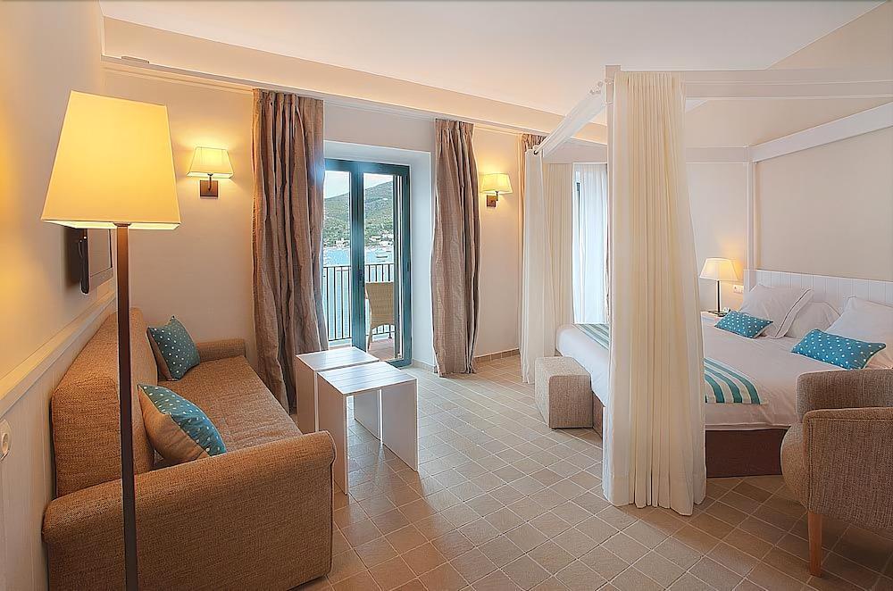 Playa Sol Hotel Cadaques